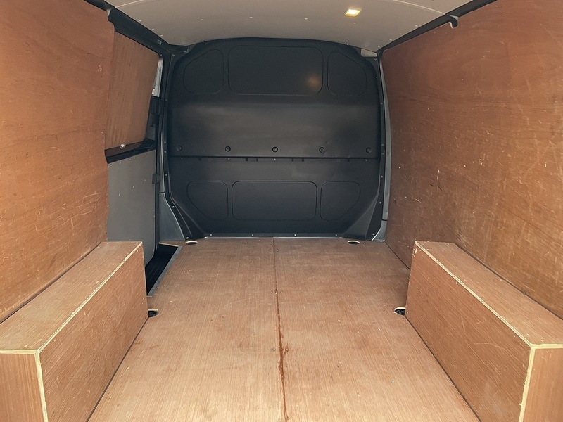 Used Volkswagen Transporter 2016 for sale - 77137305: Photo 31