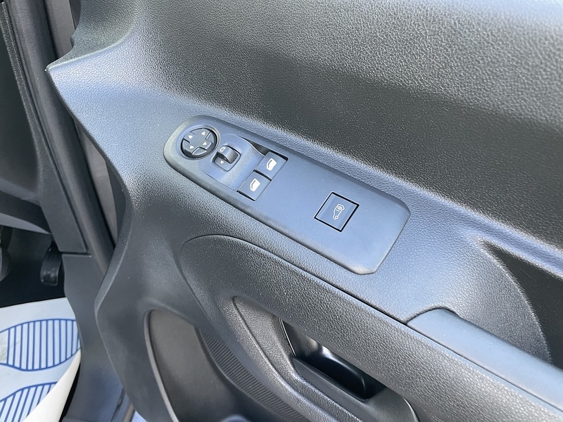 Used Citroen Berlingo 2024 for sale - 77137321: Photo 23