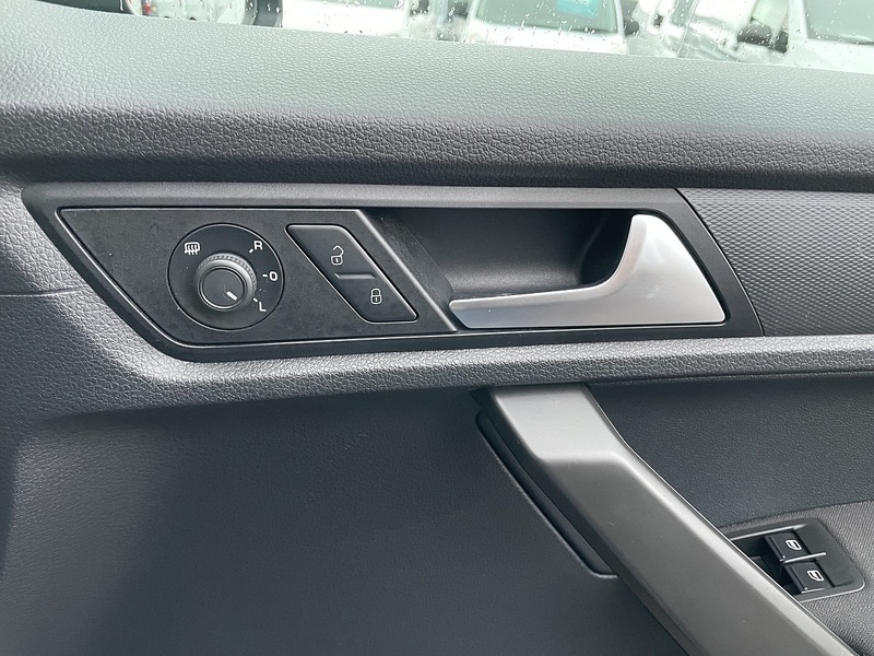 Used Volkswagen Caddy Maxi Life 2018 for sale - 77137286: Photo 22