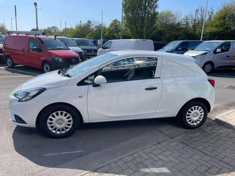 Used Vauxhall Corsa 2015 for sale - 77137268: Photo 5