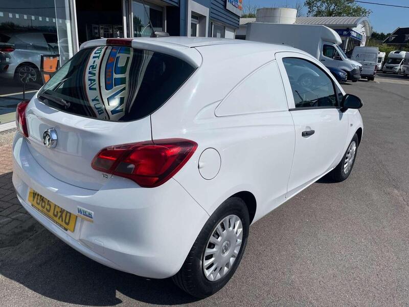 Used Vauxhall Corsa 2015 for sale - 77137268: Photo 8