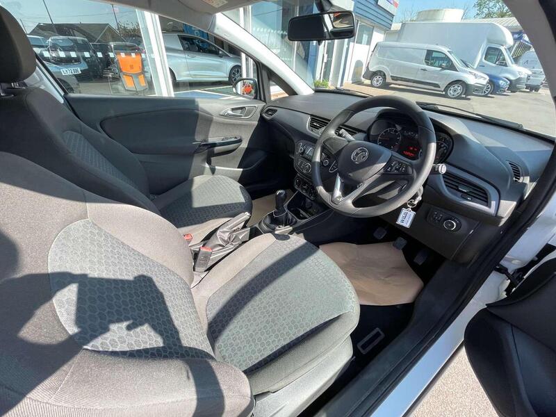 Used Vauxhall Corsa 2015 for sale - 77137268: Photo 9