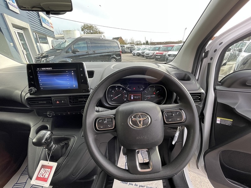 Used Toyota ProAce 2023 for sale - 77137333: Photo 12