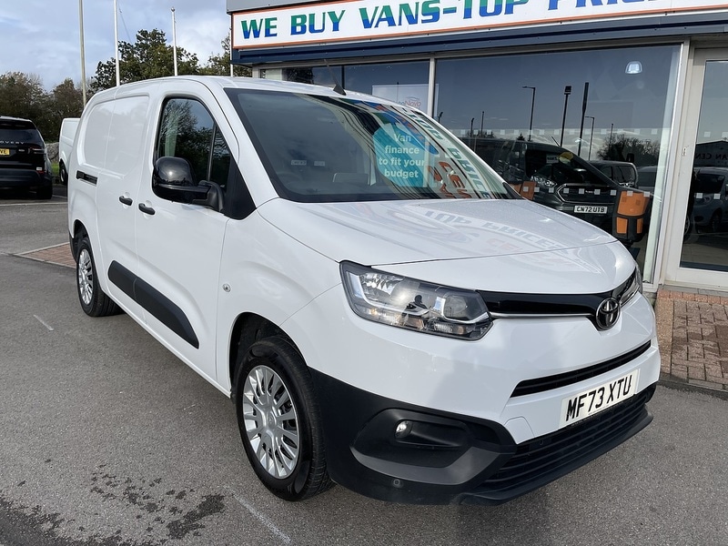 Used Toyota ProAce 2023 for sale - 77137333: Photo 2