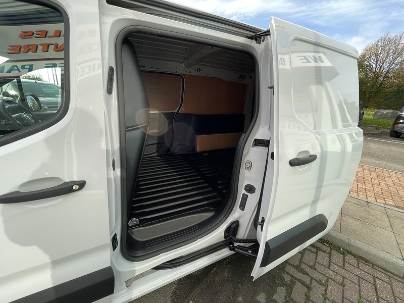 Used Toyota ProAce 2023 for sale - 77137333: Photo 21