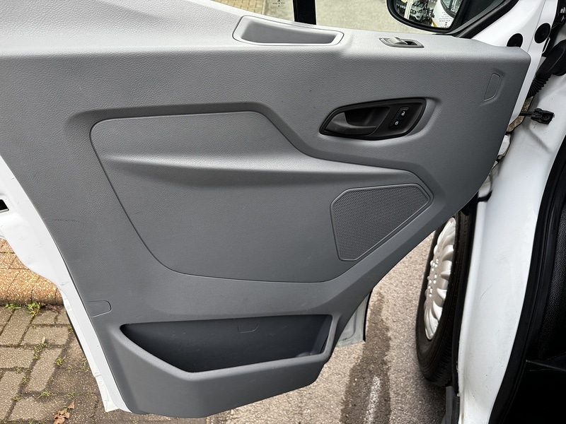 Used Ford Transit 2019 for sale - 77342332: Photo 21