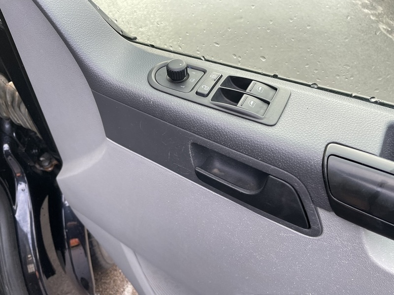 Used Volkswagen Transporter 2014 for sale - 77288670: Photo 25