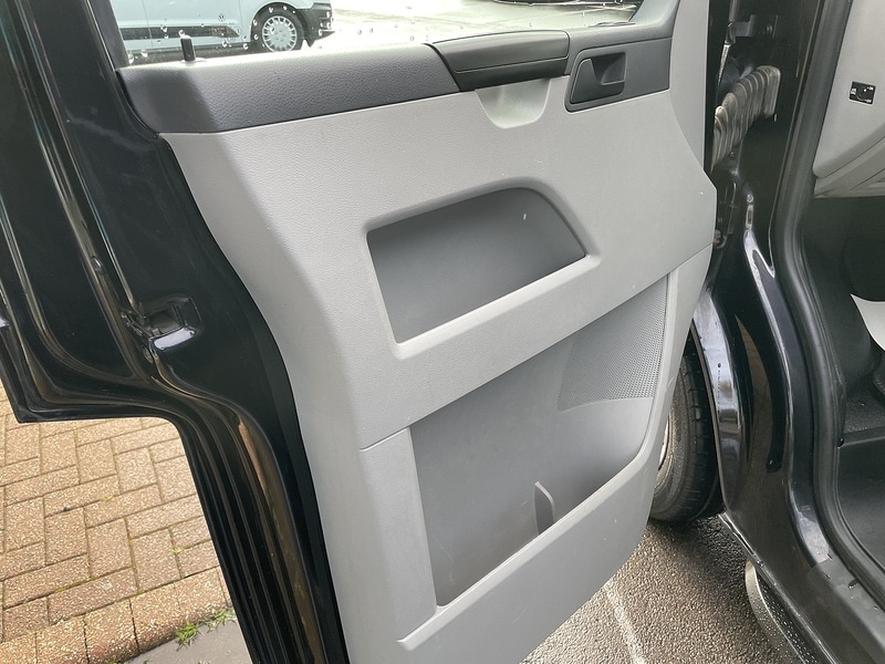 Used Volkswagen Transporter 2014 for sale - 77288670: Photo 28