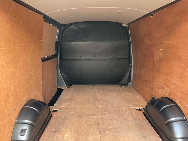 Used Volkswagen Transporter 2019 for sale - 77137284: Photo 18