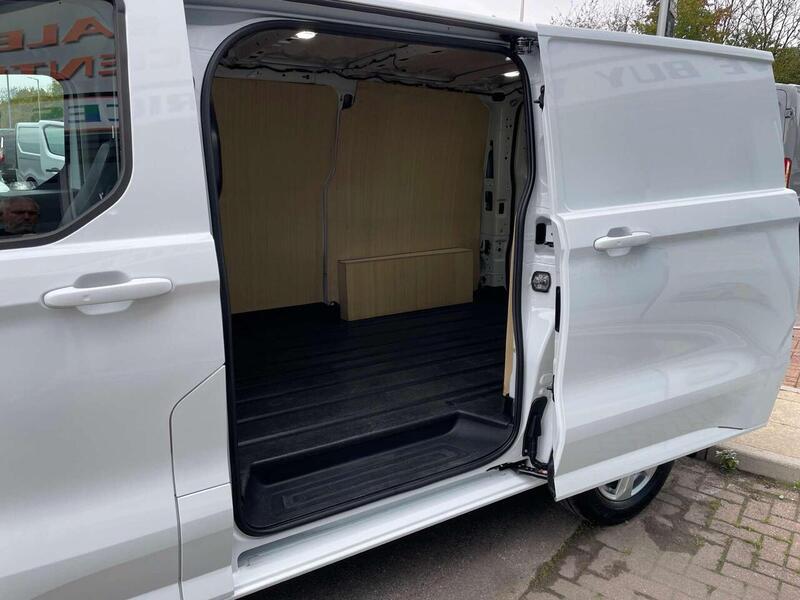 Used Ford Transit Custom 2024 for sale - 77137307: Photo 17