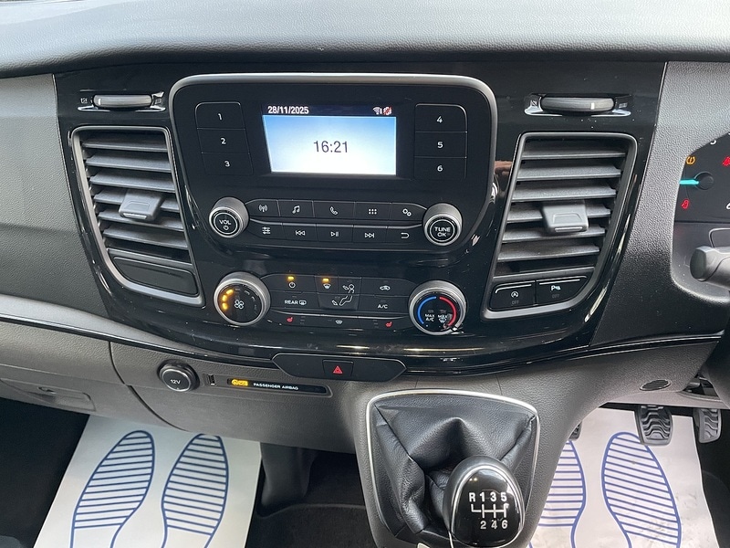 Used Ford Tourneo Custom 2019 for sale - 77137336: Photo 17