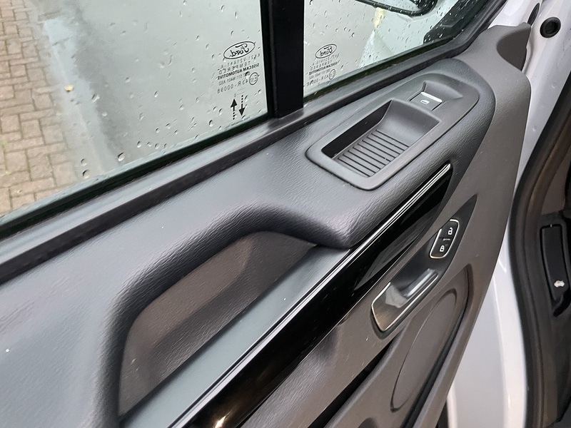 Used Ford Tourneo Custom 2020 for sale - 77137300: Photo 24