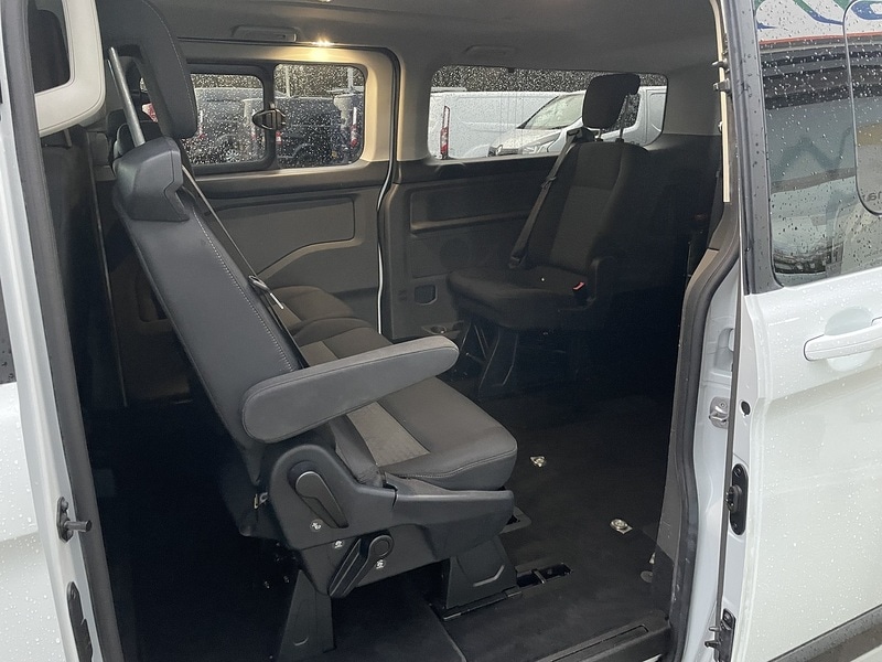 Used Ford Tourneo Custom 2020 for sale - 77137300: Photo 25