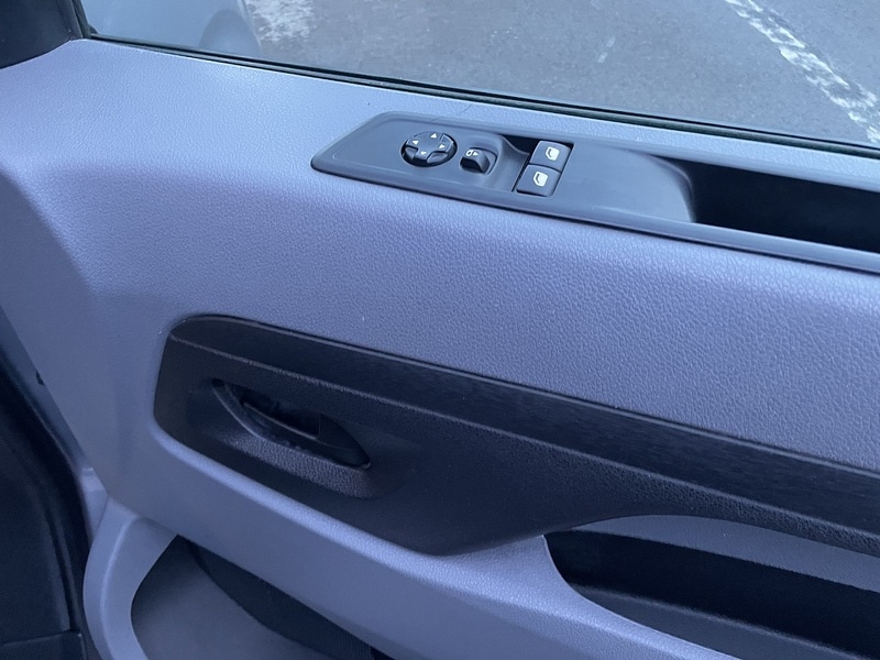 Used Vauxhall Vivaro 2021 for sale - 77137346: Photo 21