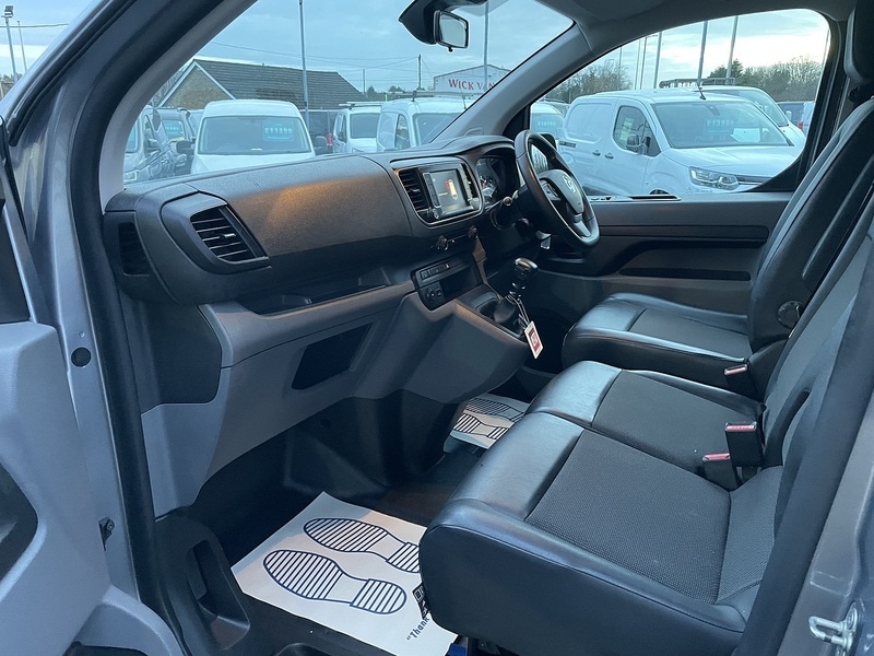 Used Vauxhall Vivaro 2021 for sale - 77137346: Photo 22