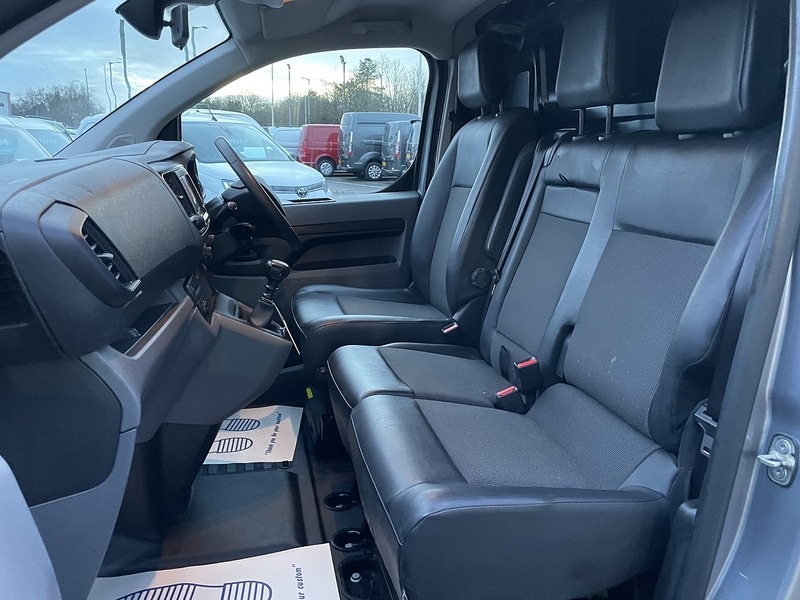 Used Vauxhall Vivaro 2021 for sale - 77137346: Photo 23