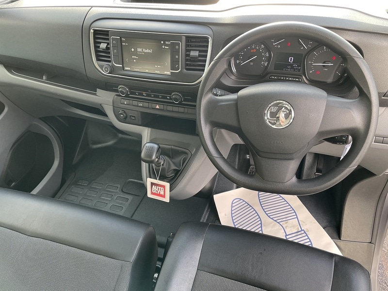 Used Vauxhall Vivaro 2019 for sale - 77137326: Photo 14