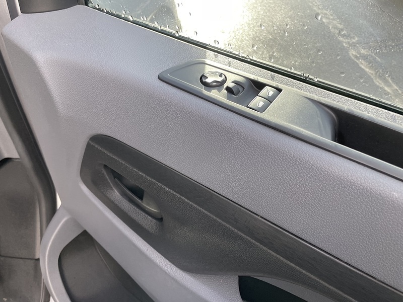 Used Vauxhall Vivaro 2019 for sale - 77137326: Photo 21