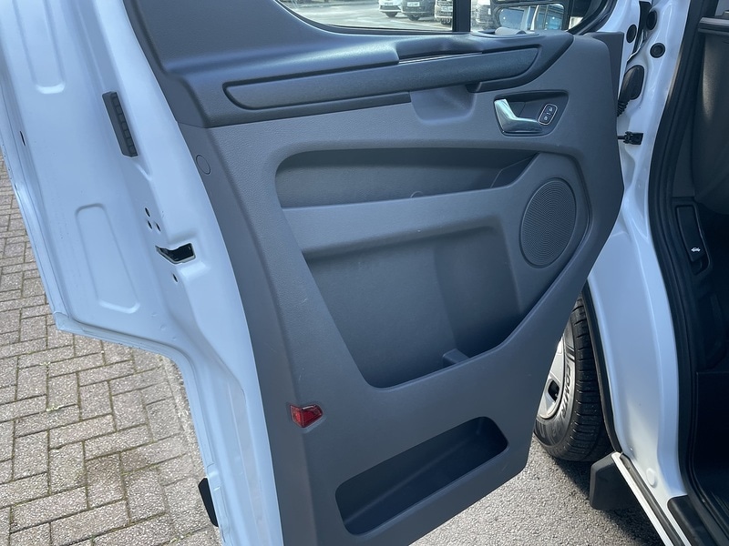 Used Ford Transit Custom 2018 for sale - 77535548: Photo 27