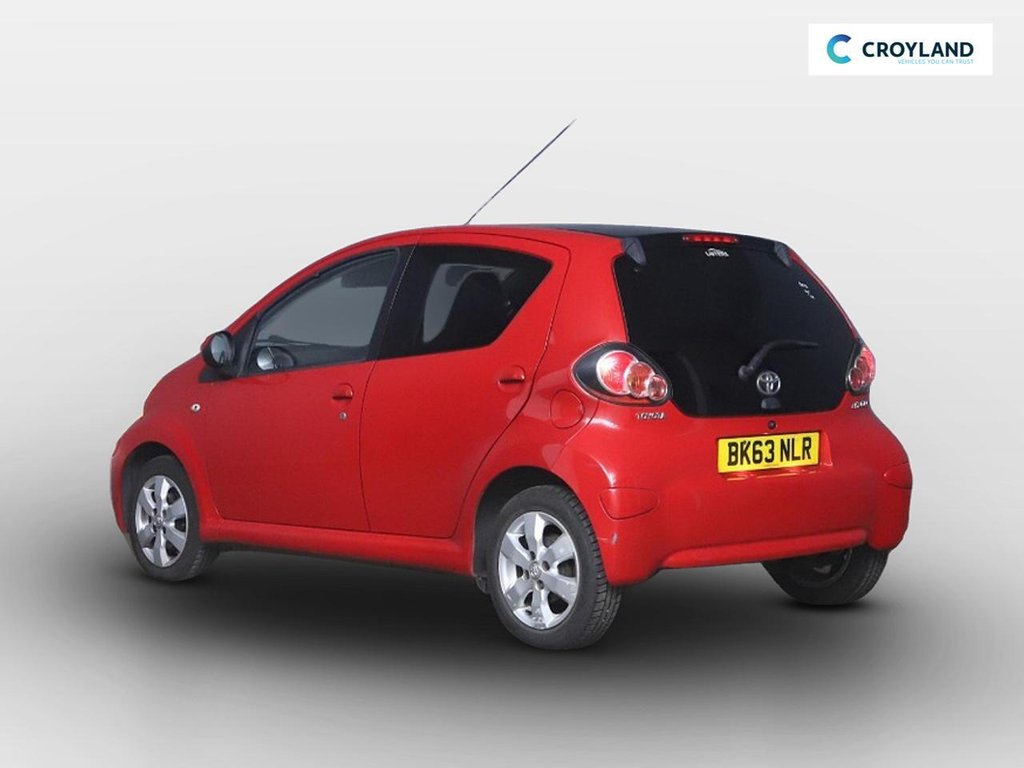 Used Toyota AYGO 2013 for sale - 77258213: Photo 4