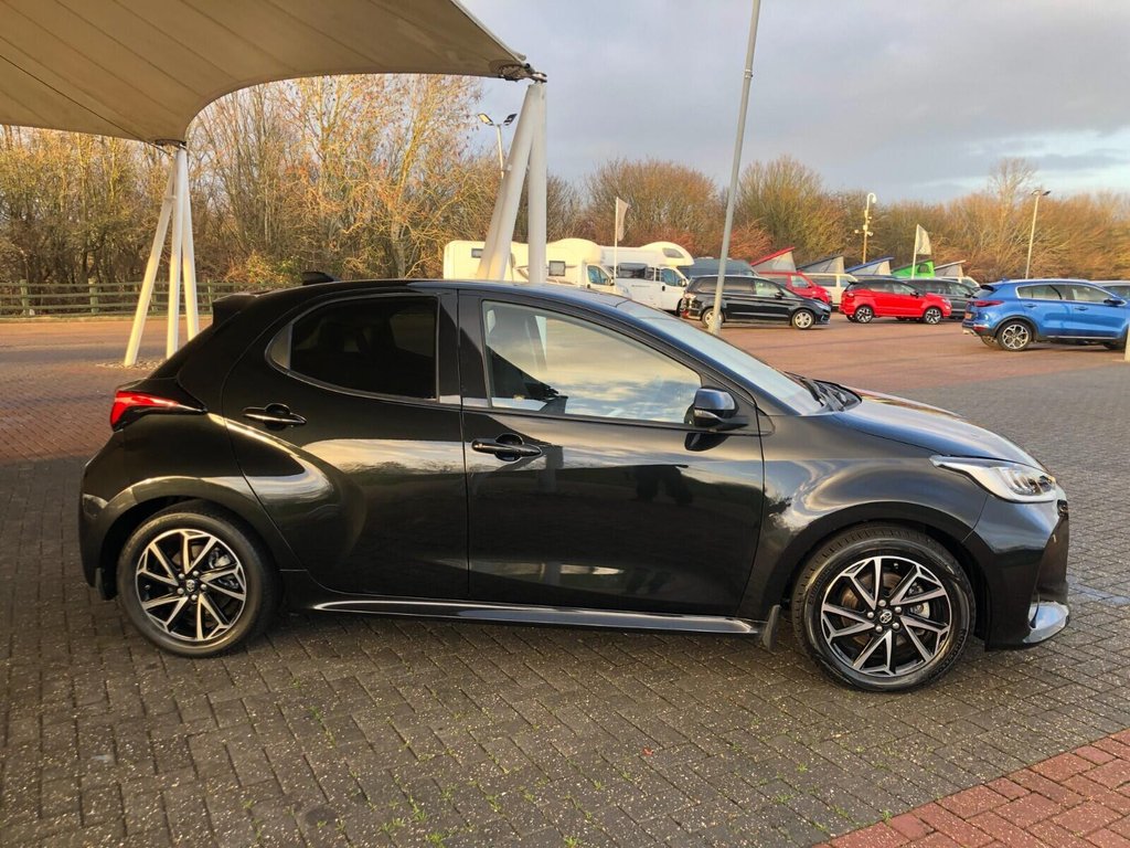 Used Toyota Yaris 2022 for sale - 77258179: Photo 15