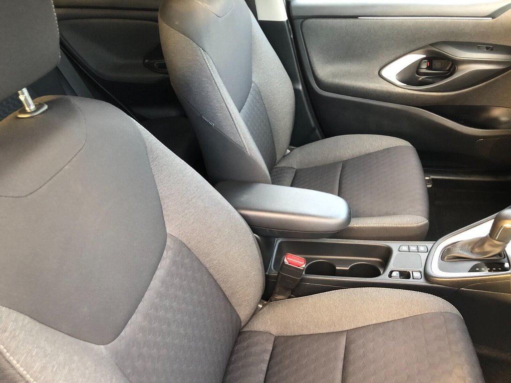 Used Toyota Yaris 2022 for sale - 77258179: Photo 18