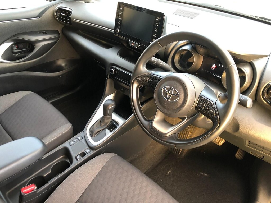 Used Toyota Yaris 2022 for sale - 77258179: Photo 19
