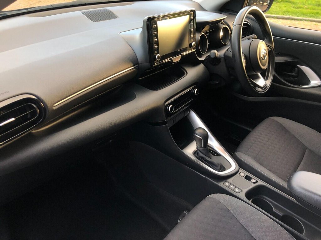 Used Toyota Yaris 2022 for sale - 77258179: Photo 27