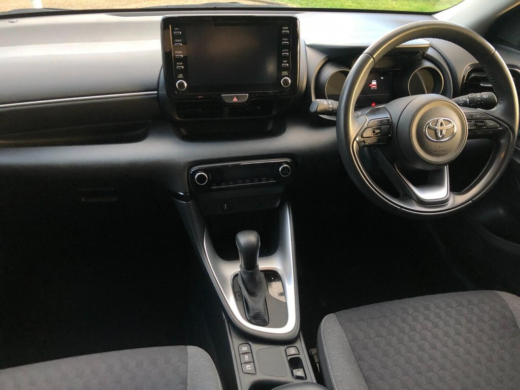 Used Toyota Yaris 2022 for sale - 77258179: Photo 29