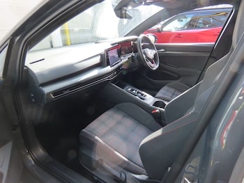 Used Volkswagen Golf 2021 for sale - 77770972: Photo