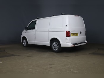 Used Volkswagen Transporter 2020 for sale - 79427579: Photo