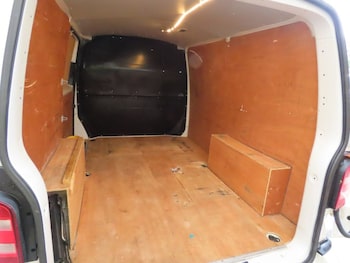 Used Volkswagen Transporter 2020 for sale - 79427579: Photo