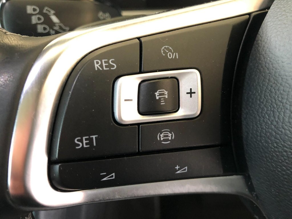 Used Volkswagen Tiguan 2019 for sale - 77258301: Photo 36