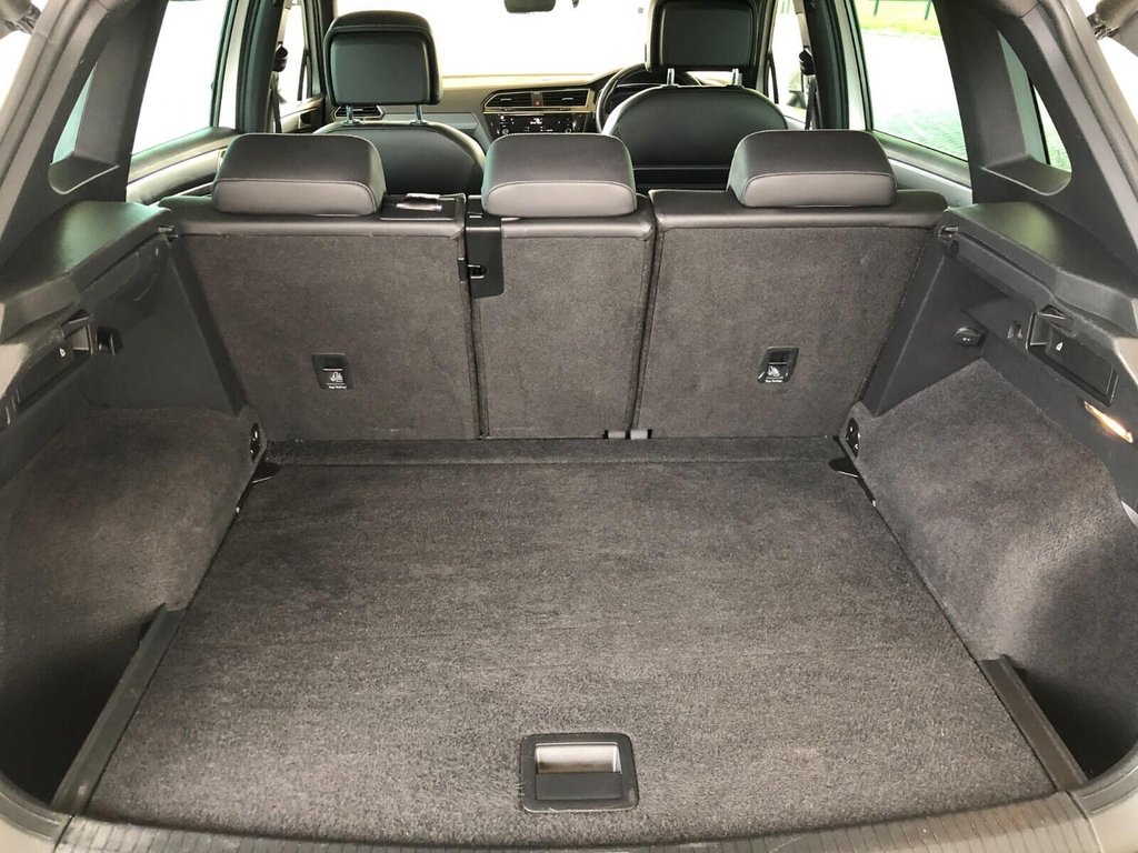 Used Volkswagen Tiguan 2019 for sale - 77258301: Photo 44