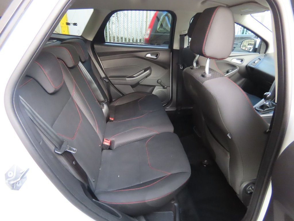 Used Ford Focus 2015 for sale - 77563790: Photo 5