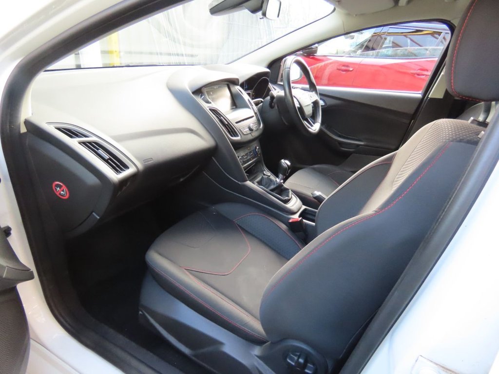 Used Ford Focus 2015 for sale - 77563790: Photo 6