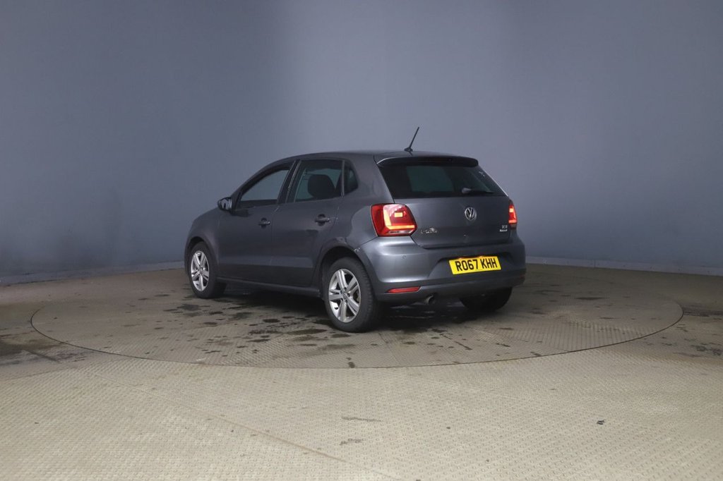 Used Volkswagen Polo 2017 for sale - 77614181: Photo 2