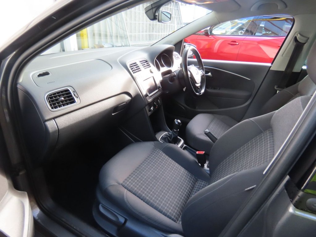 Used Volkswagen Polo 2017 for sale - 77614181: Photo 3