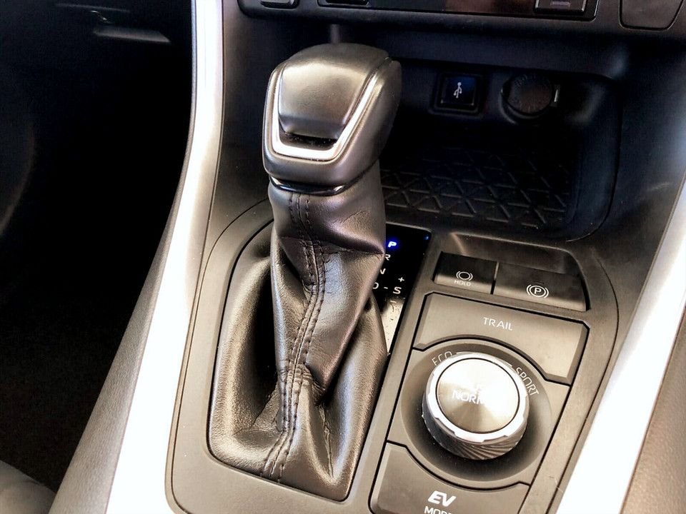 Used Toyota RAV4 2021 for sale - 77258308: Photo 12