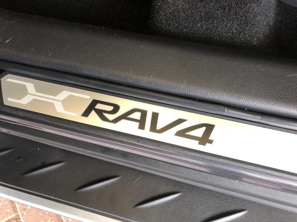 Used Toyota RAV4 2021 for sale - 77258308: Photo 28