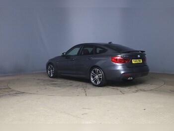 Used BMW 3 Series 2017 for sale - 77910990: Photo