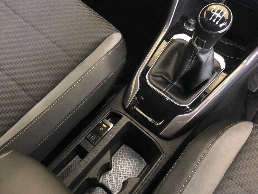 Used Volkswagen T-Roc 2021 for sale - 77258302: Photo 25