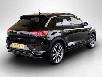 Used Volkswagen T-Roc 2021 for sale - 77258302: Photo