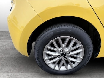 Used Kia Rio 2023 for sale - 78056374: Photo