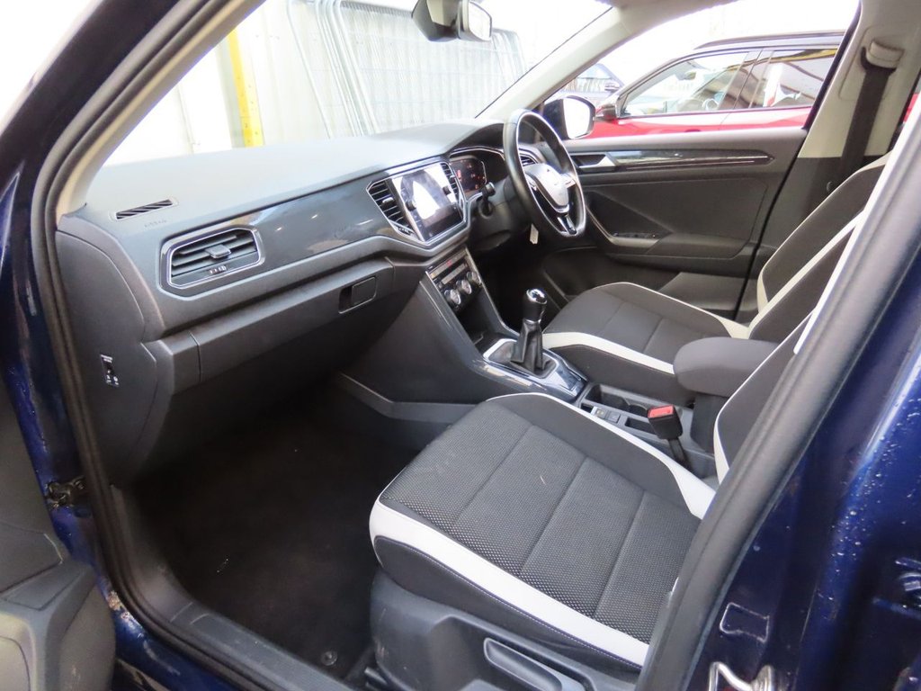 Used Volkswagen T-Roc 2019 for sale - 77725893: Photo 3