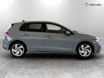 Used Volkswagen Golf 2023 for sale - 78570325: Photo