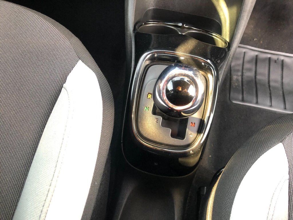 Used Toyota AYGO 2017 for sale - 77258225: Photo 16