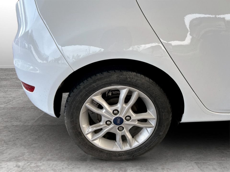 Used Ford Fiesta 2017 for sale - 77643029: Photo 4