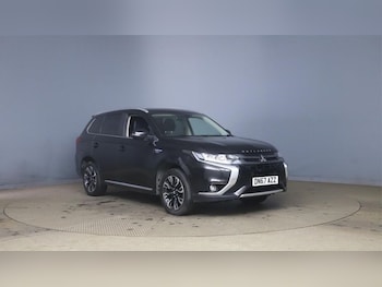 Mitsubishi Outlander feature image
