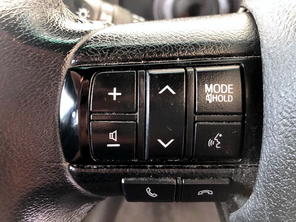 Used Toyota Hilux 2019 for sale - 77258356: Photo 12